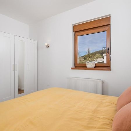 Apartman Roko Apartment Vrata Bagian luar foto